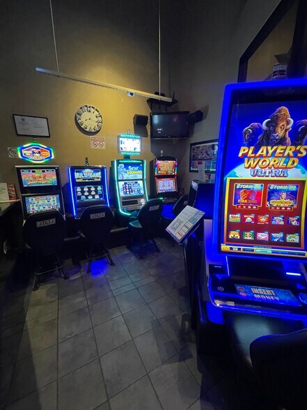 More Photos Of 101 Franks Rd, Marengo Bowling Alley For Sale