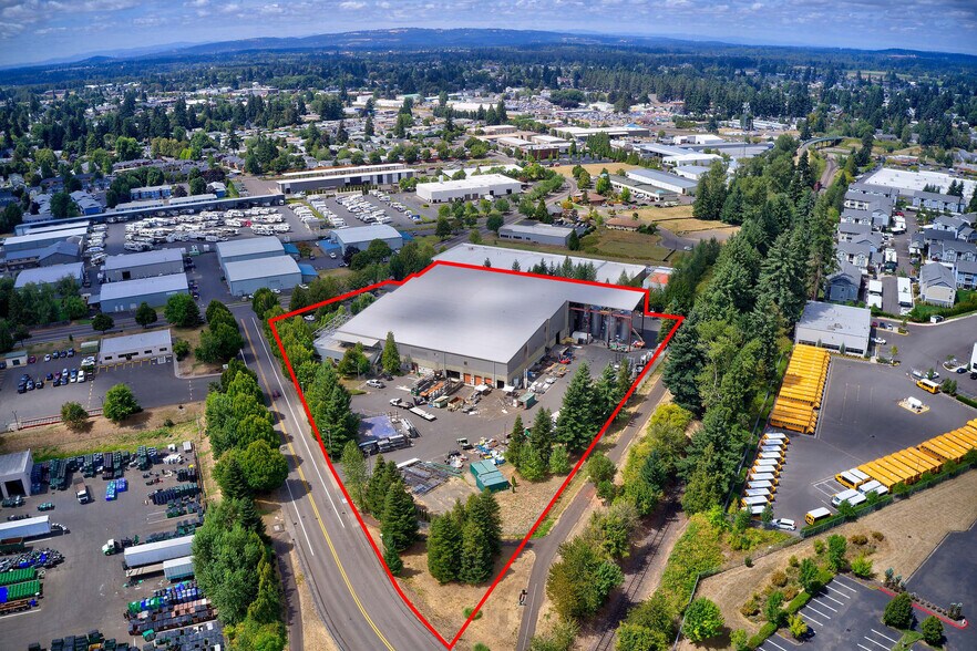 More Photos Of 390 S Redwood St, Canby Manufacturing For Lease