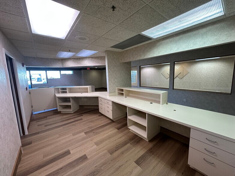 More Photos Of 640 S Lake St, Leesburg Medical For Lease