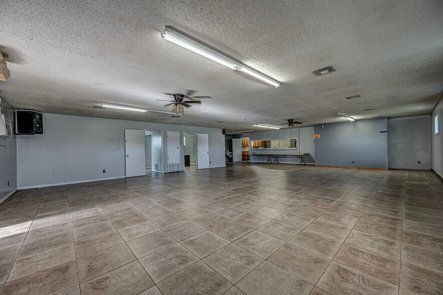 More Photos Of 1028 N 11th St, Chickasha Religious Facility For Sale