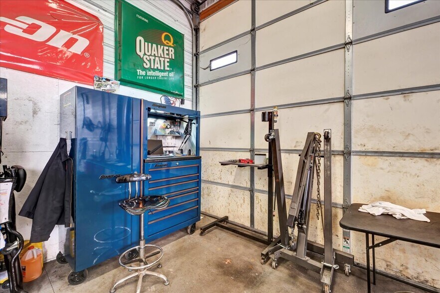 More Photos Of 133 W Blue Lick Rd, Shepherdsville Auto Repair For Sale