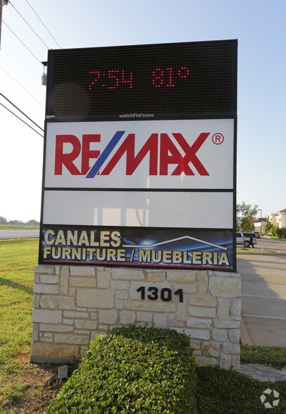 More Photos Of 1301 Highway 287 N, Mansfield Unknown For Lease