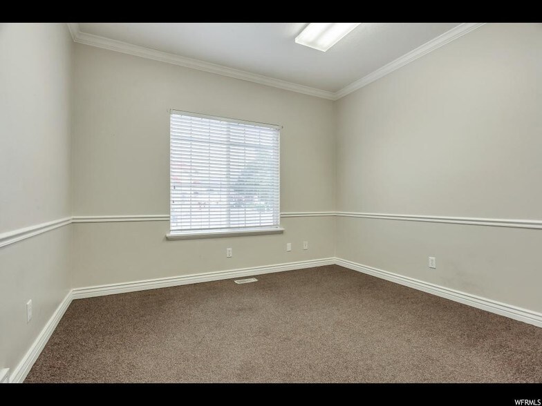 More Photos Of 214-216 N Orem Blvd, Orem Loft Creative Space For Lease