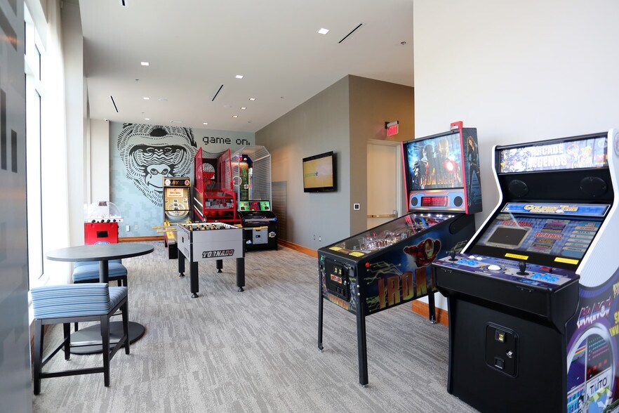 More Photos Of 10000 Town Center Ave, Columbia Apartments For Lease