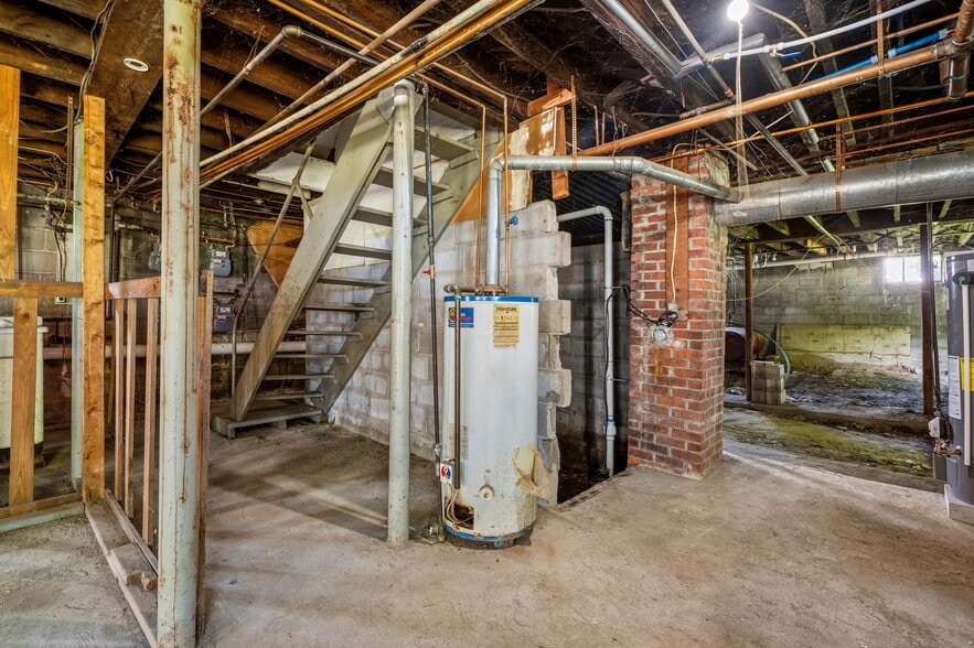 More Photos Of , Kingston Multifamily For Sale