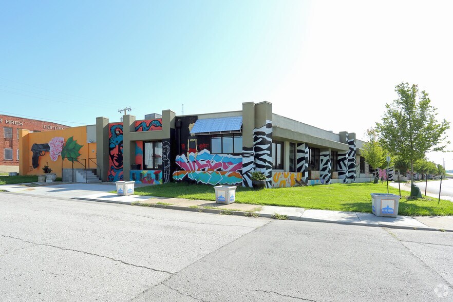 More Photos Of 800-816 E 1st St, Tulsa Flex For Lease