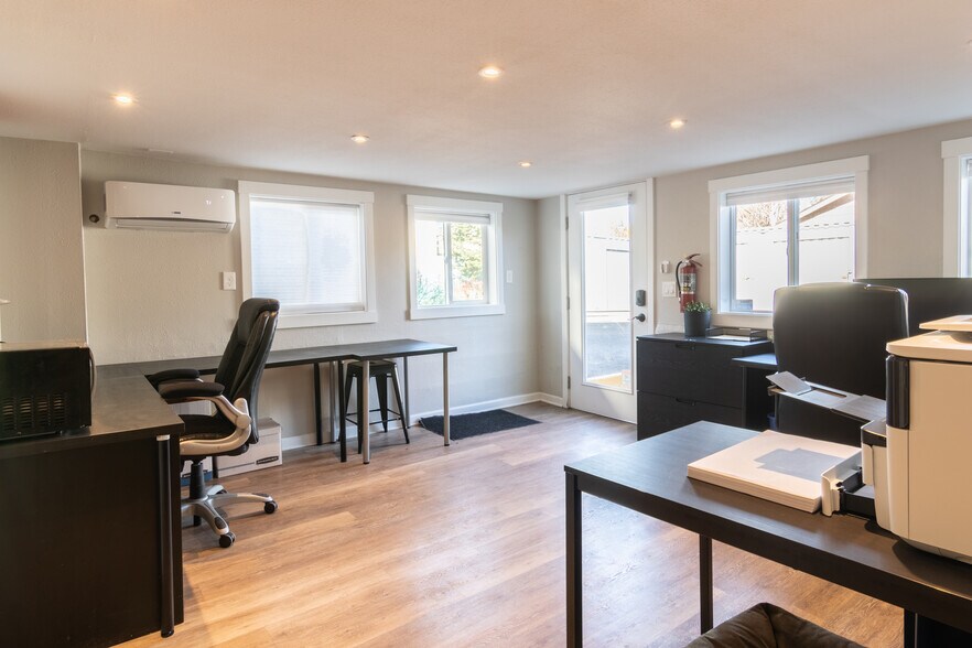 More Photos Of 9645-9655 SW Beaverton Hillsdale Hwy, Beaverton Medical For Sale