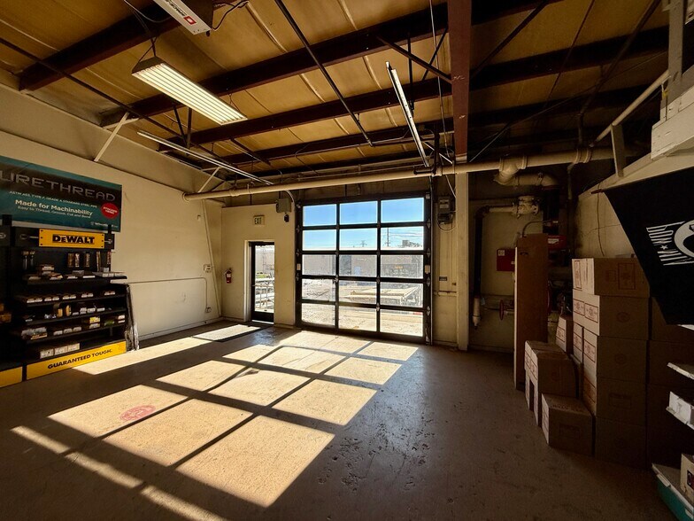 More Photos Of 3200 S Zuni St, Englewood Manufacturing For Lease