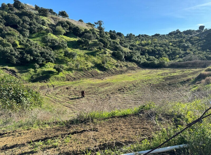 More Photos Of 3986 Cloverdale ave, Los Angeles Land For Sale