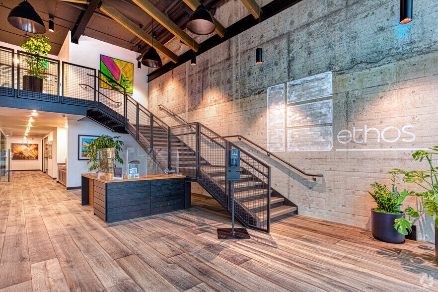 More Photos Of 2200 W Meeker St, Kent Apartments For Lease