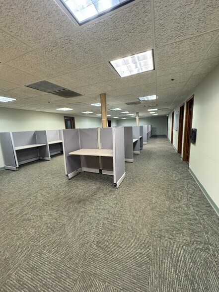 More Photos Of 100 Anchor Rd, Michigan City Distribution For Lease