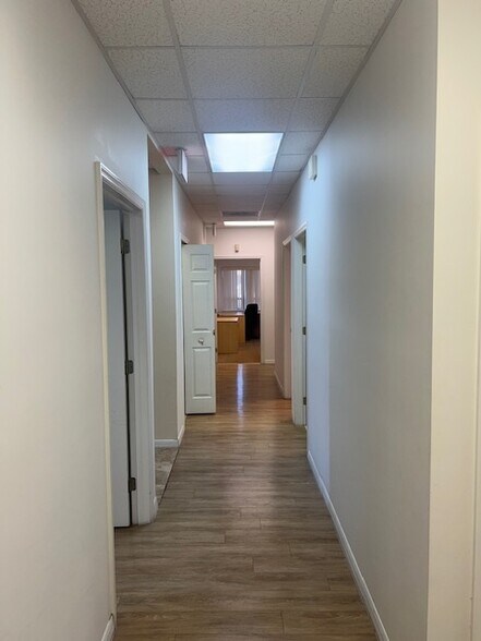 More Photos Of 12511 World Plaza Ln, Fort Myers Medical For Sale