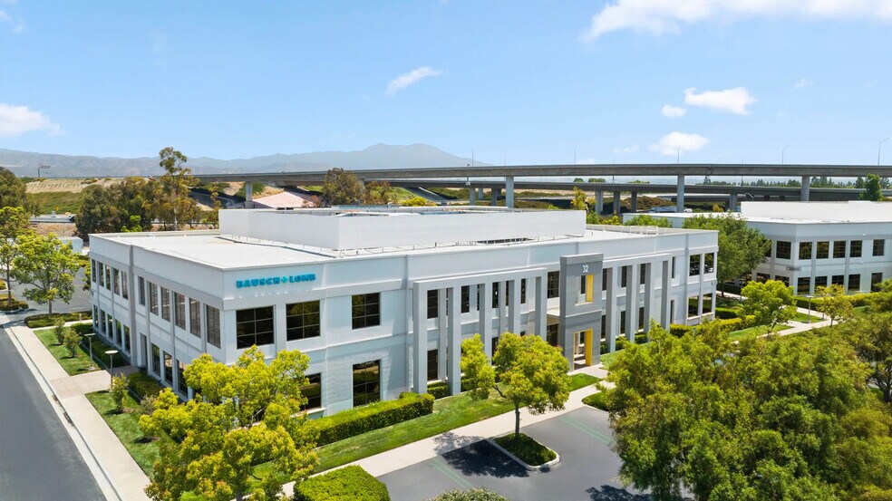 More Photos Of 46 Discovery, Irvine Unknown For Lease