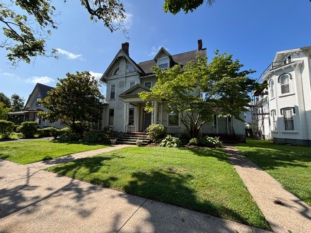 Primary Photo Of 112 W Main St, Lock Haven Office For Lease