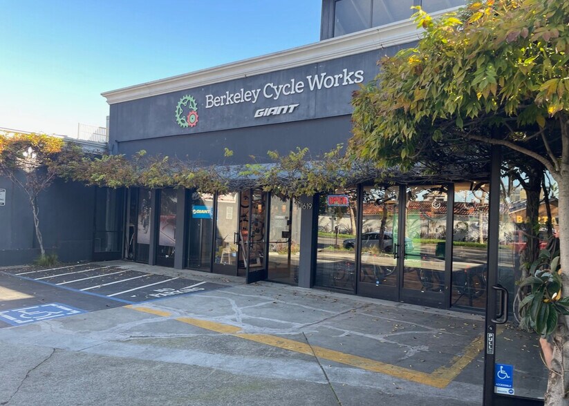 More Photos Of 1619-1623 San Pablo Ave, Berkeley Freestanding For Lease
