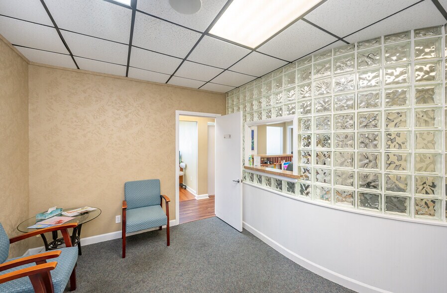 More Photos Of 1980 N Atlantic Ave, Cocoa Beach Medical For Lease