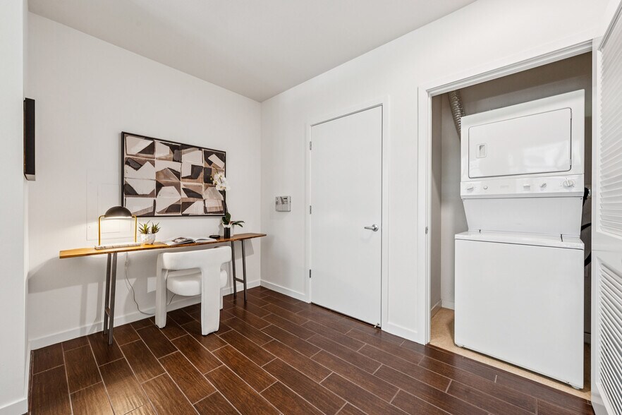 More Photos Of 288 3rd St, Oakland Apartments For Sale