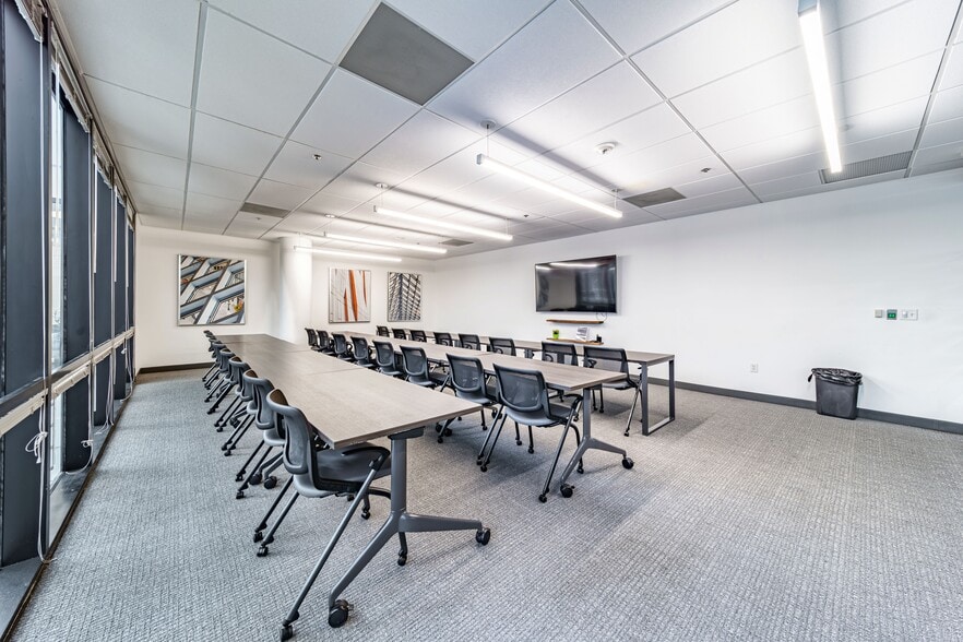 More Photos Of 500 N Central Expy, Plano Office For Sale