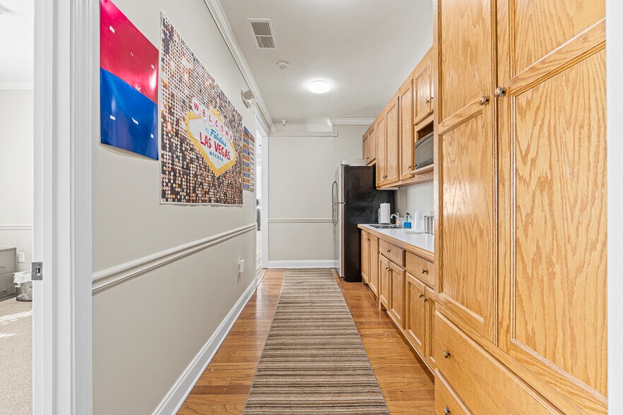 More Photos Of 3459 Acworth Due West Rd NW, Acworth Office For Sale