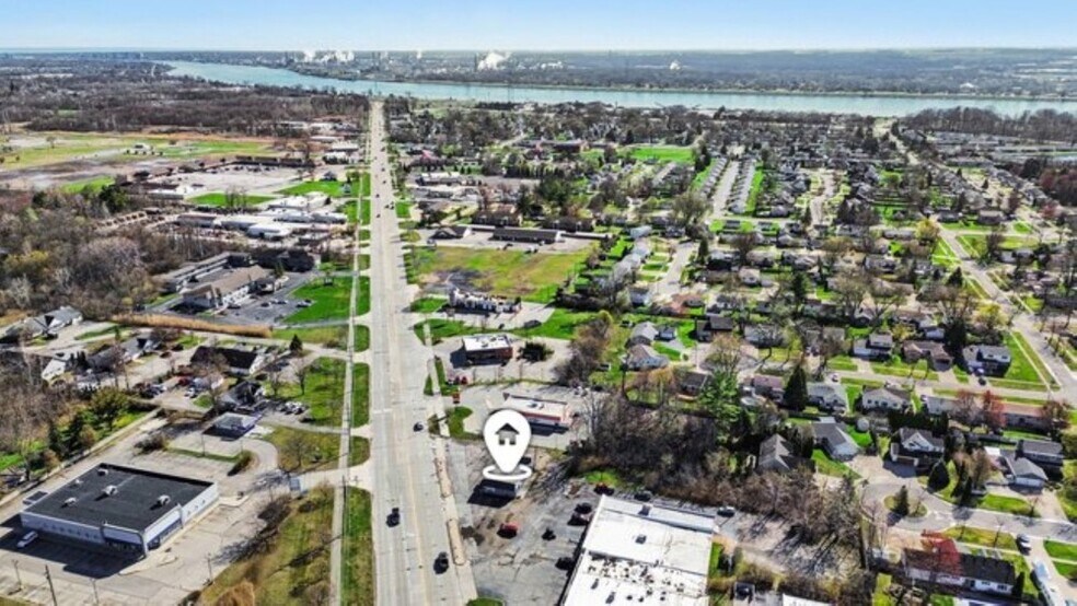More Photos Of 1705 Gratiot Blvd, Marysville Medical For Sale