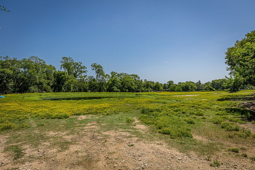 More Photos Of 26298 Hwy 105 W, Montgomery Land For Sale