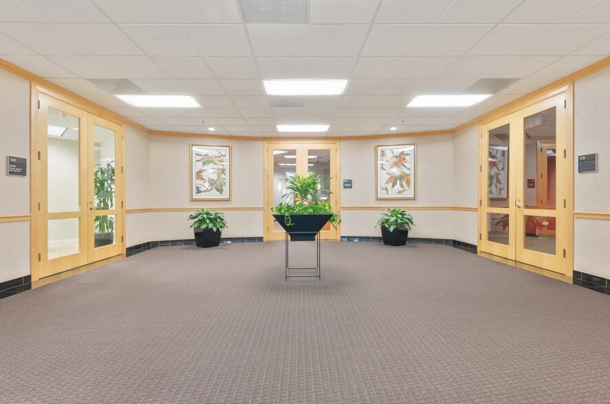 More Photos Of 2205 Point Blvd, Elgin Office For Lease