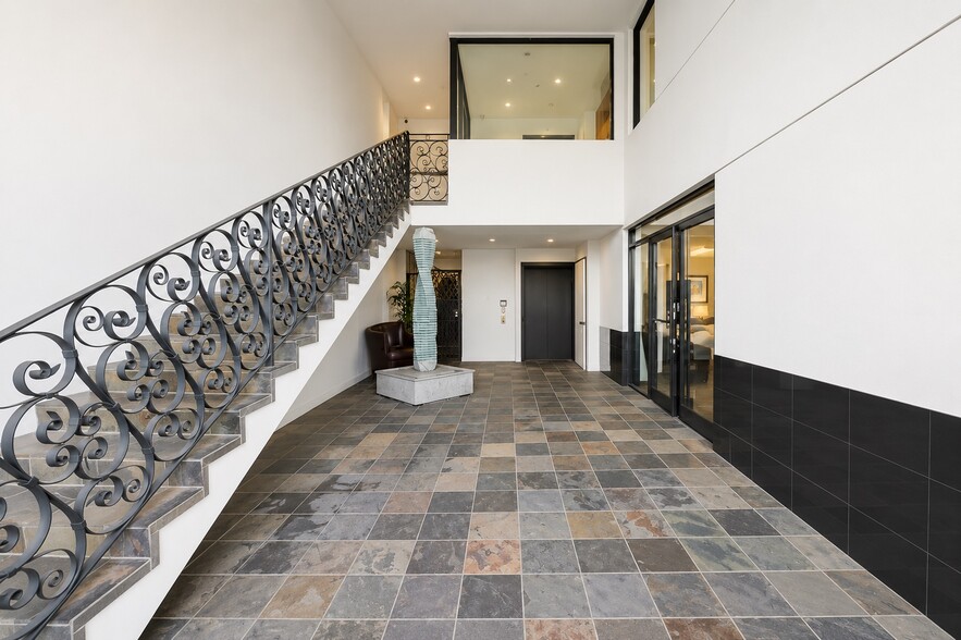 More Photos Of 8712 Wilshire Blvd, Beverly Hills Medical For Lease