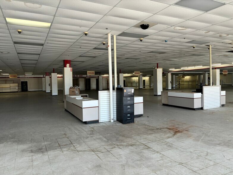 More Photos Of 2250-2334 Boca Chica Blvd, Brownsville Unknown For Lease