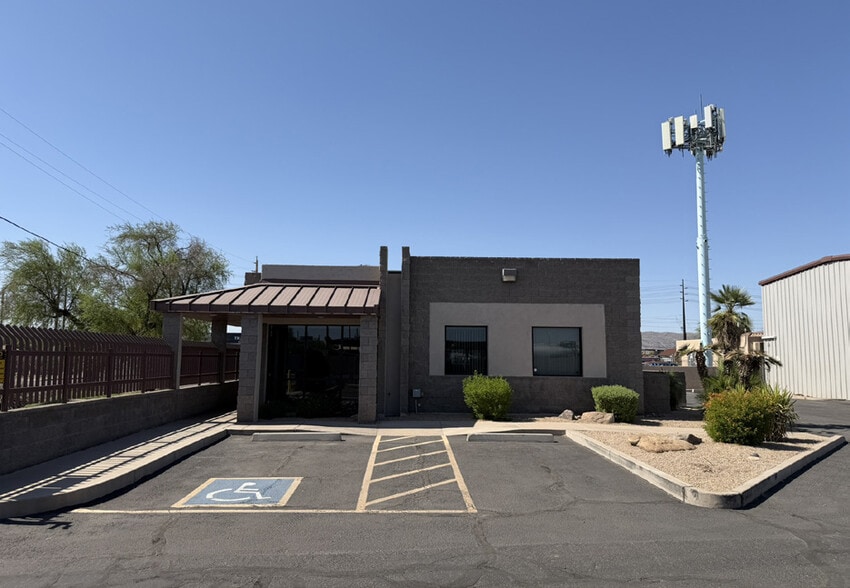 More Photos Of 3450 S 36th St, Phoenix Warehouse For Lease