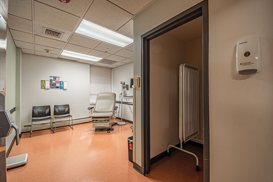 More Photos Of , Colorado Springs Unknown For Sale