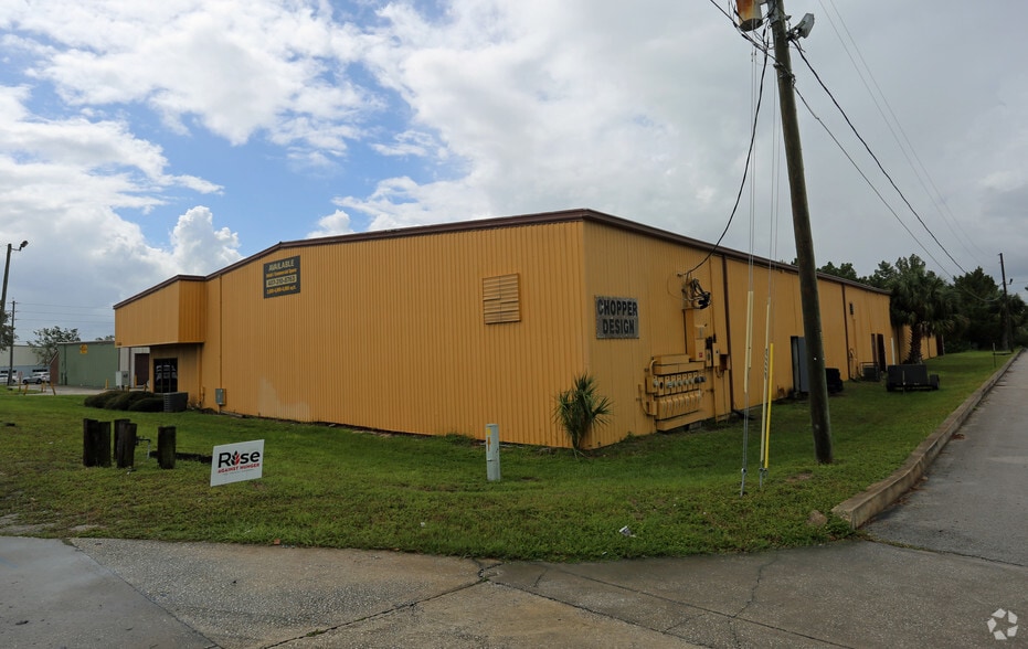More Photos Of 1365 Bennett Dr, Longwood Warehouse For Lease