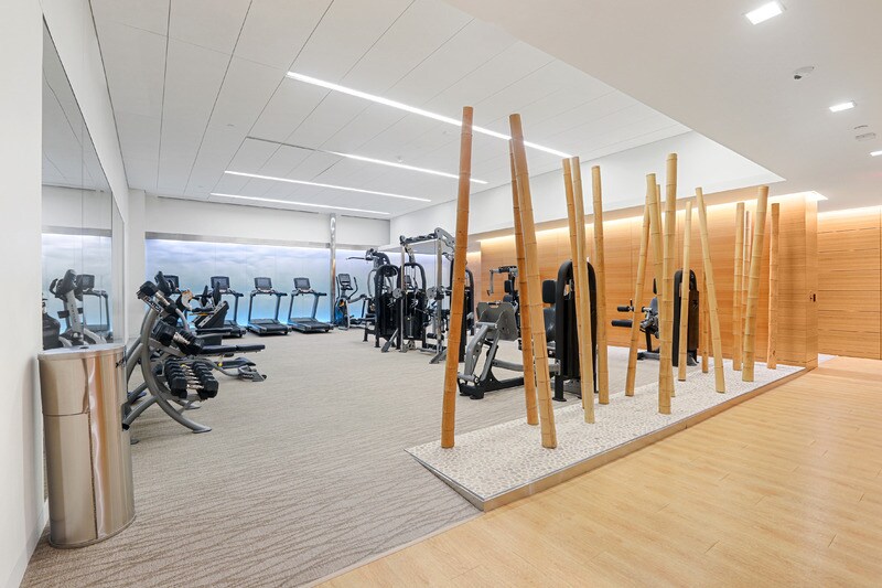 More Photos Of 7600 Wisconsin Ave, Bethesda Office For Lease