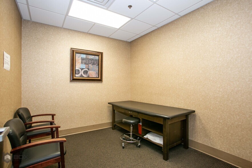 More Photos Of 7171 N University Dr, Tamarac Medical For Sale