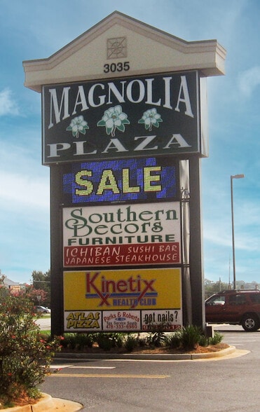 More Photos Of 3035 Watson Blvd, Warner Robins General Retail For Lease