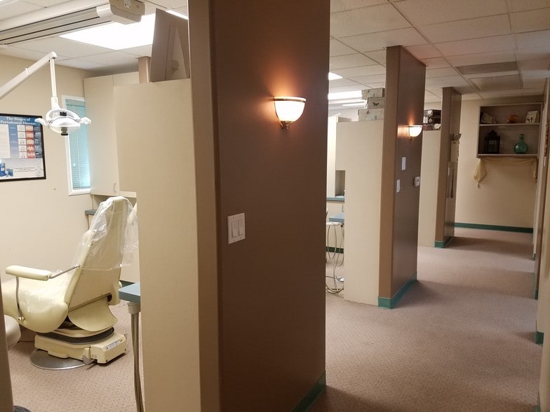 More Photos Of 1041 McKeever Ave, Hayward Medical For Sale