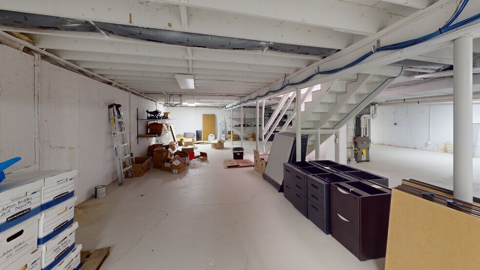 More Photos Of 360 Route 101, Bedford Medical For Lease