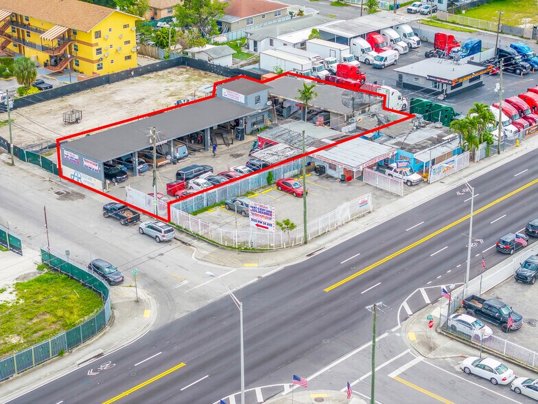 More Photos Of 2395 NW 36th St, Miami Service For Lease