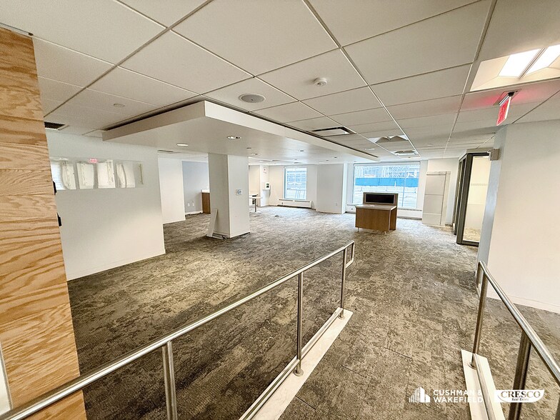 More Photos Of 24 Public Square, Cleveland Hospitality For Sale