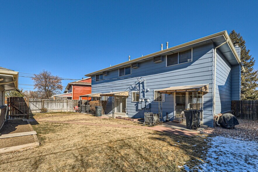 More Photos Of 9 Lansing St, Aurora Apartments For Sale