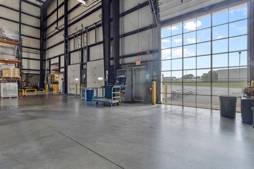 More Photos Of 3310 Hancel Cir, Mooresville Manufacturing For Sale