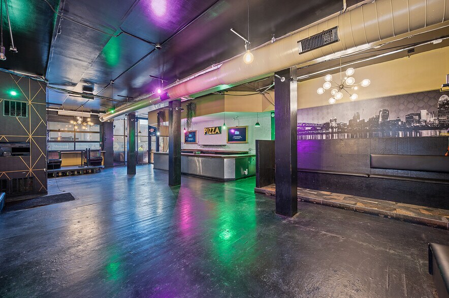 More Photos Of 126 W Sixth St, Cincinnati Apartments For Lease