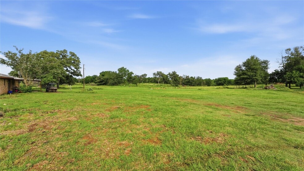 More Photos Of 632 County Road 340A, Milano Land For Sale