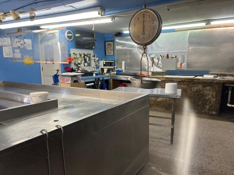 More Photos Of 1221 Springfield Ave, Irvington General Retail For Sale