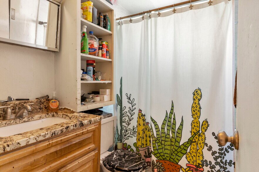 More Photos Of 1100 S Quivas St, Denver Apartments For Sale