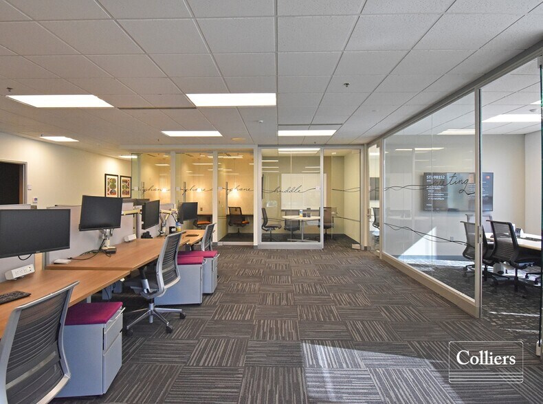 More Photos Of 5555 Winghaven Blvd, O'Fallon Office For Lease