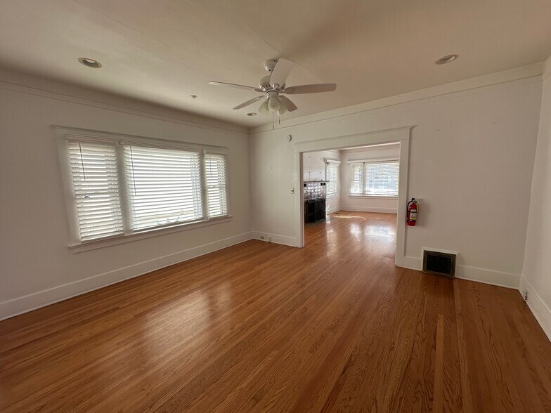 More Photos Of 611 S Broadway, Santa Maria Medical For Lease