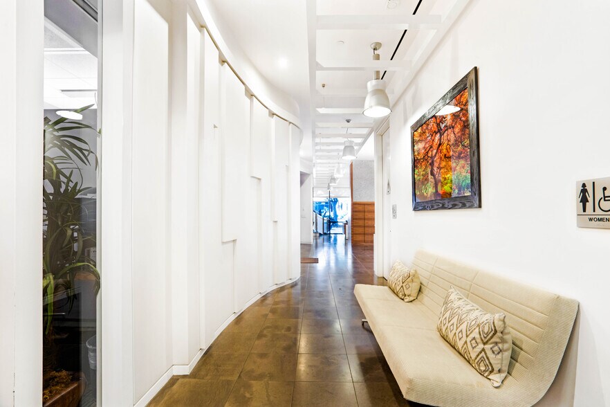 More Photos Of 23 Brookline, Aliso Viejo Warehouse For Sale