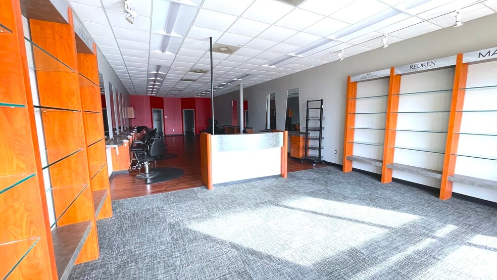 More Photos Of 6340 N Eldridge Pky, Houston Unknown For Lease