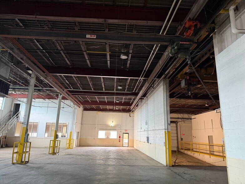More Photos Of 2636 S Work St, Falconer Manufacturing For Lease