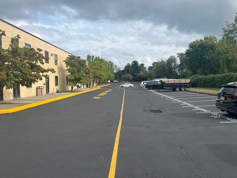 More Photos Of 324 2nd Street Pike, Southampton Light Distribution For Lease